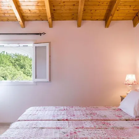 Mary-helen - Spacious Apartment