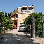 Mary-helen - Spacious Kato Korakiana