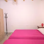 Mary-helen - Spacious